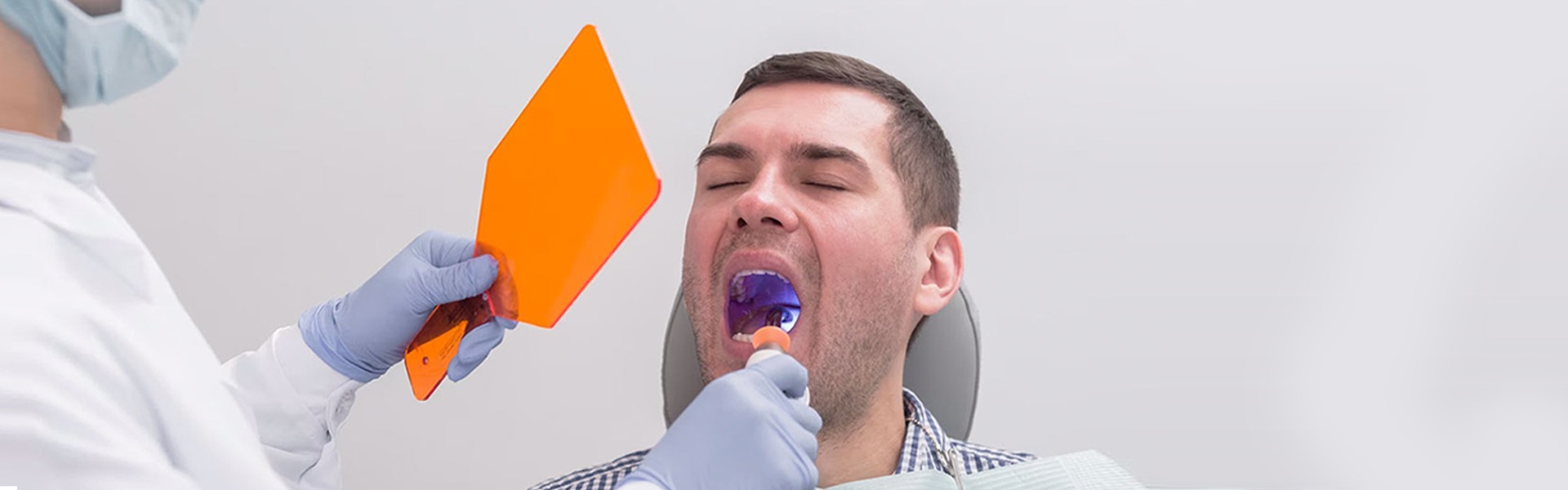 Signs of Infection After Tooth Extraction: When to Call Your Dentist